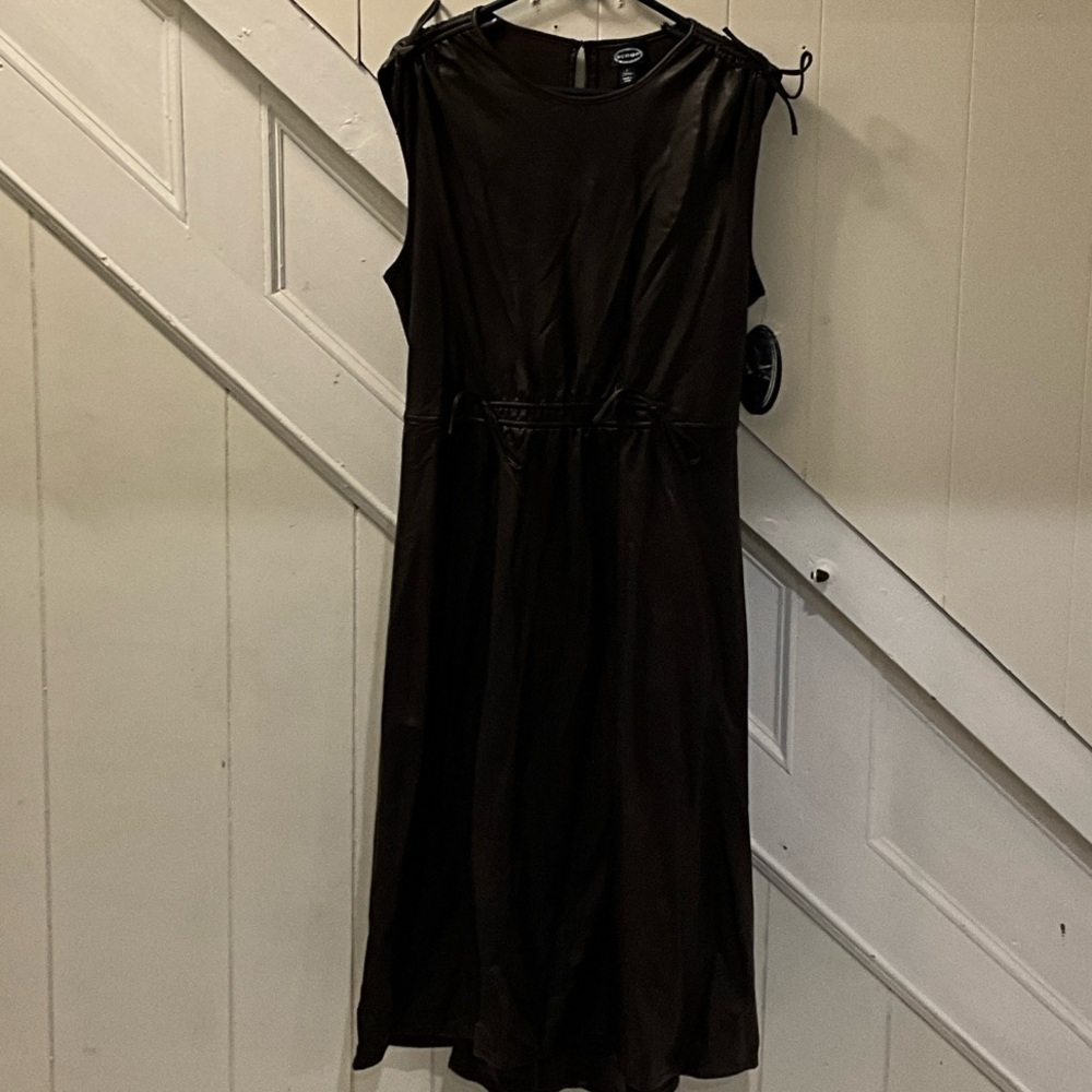 Scoop NYC Elegant Black leather Midi Dress